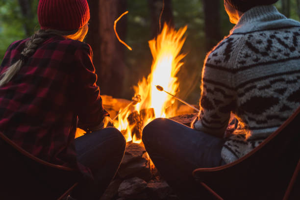 am Lagerfeuer